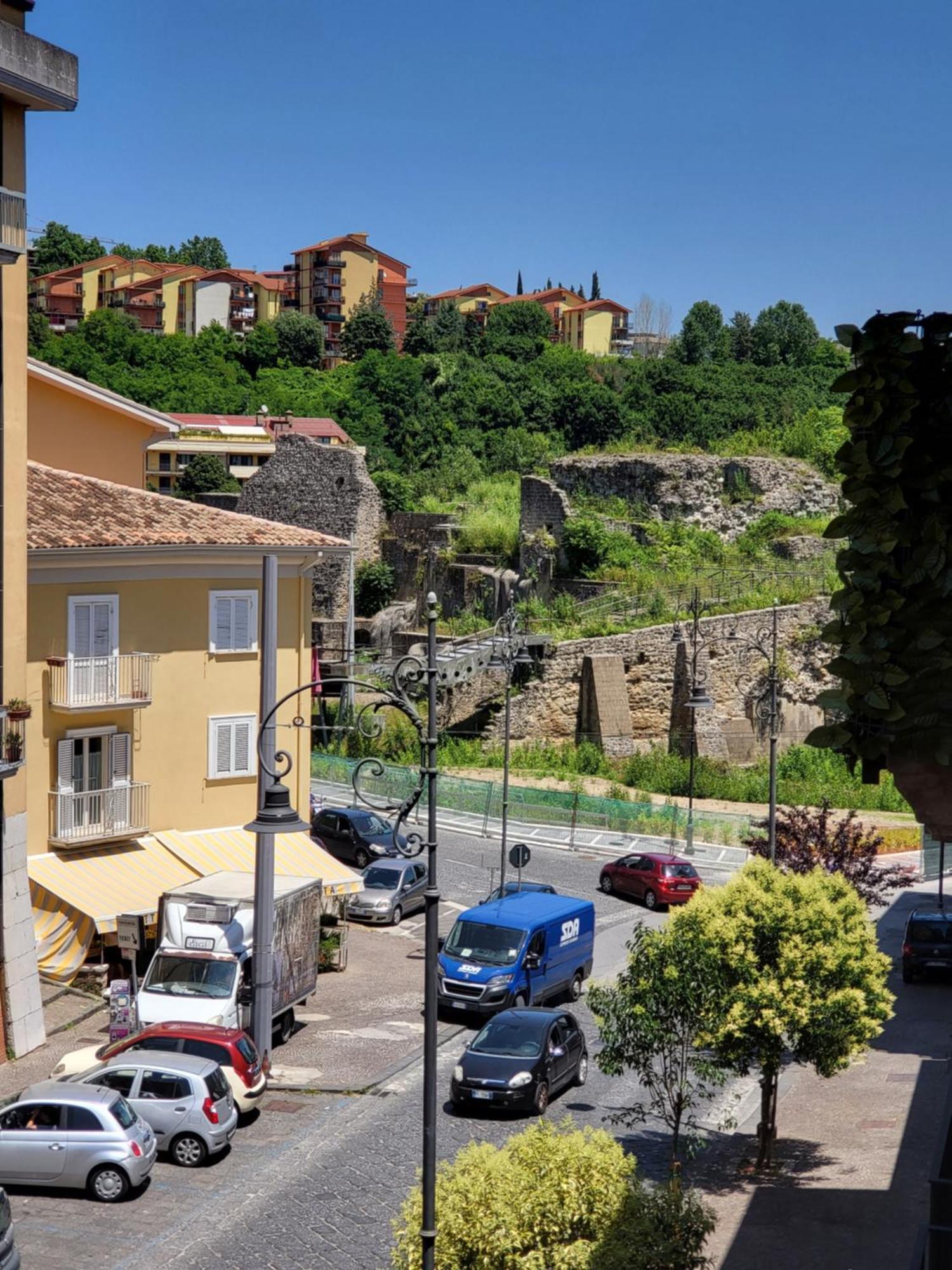B&B Civico 168 Bellerofonte Avellino Buitenkant foto